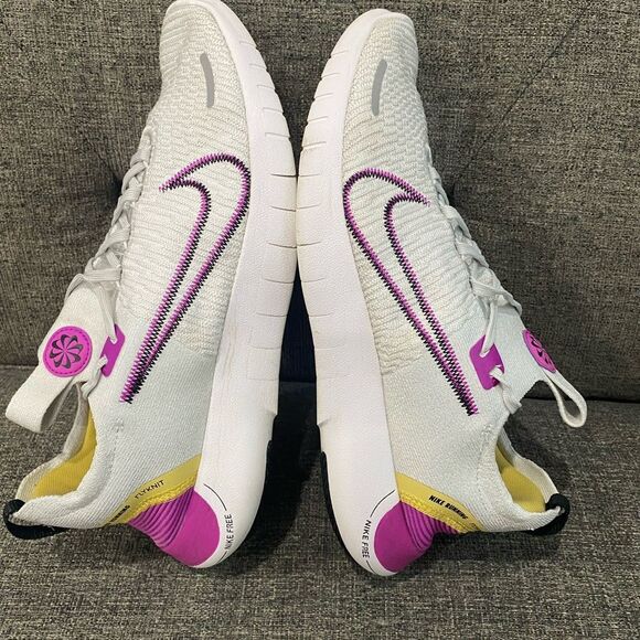 Nike Free Running Flyknit Sneakers Women Size 11 - Picture 7 of 9